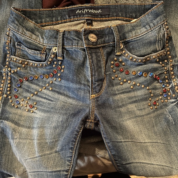 Driftwood jeans with jewels - Picture 1 of 3